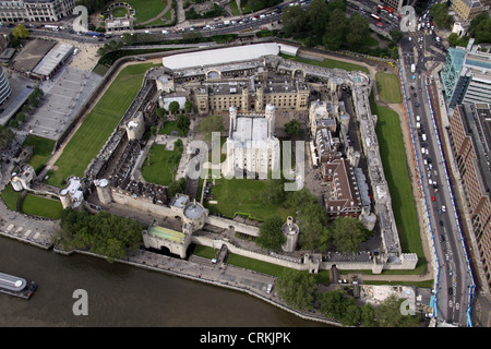 Luftaufnahme des Tower of London, London EC3 Stockfoto