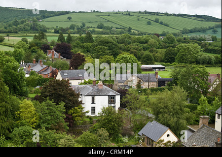 Zeigen Sie über ländliche Stadt von Presteigne Powys Mid-Wales UK an Stockfoto