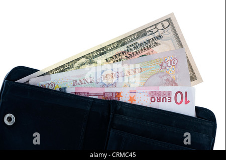 Öffnen Sie Brieftasche mit Dollar Pfund und Euro Noten isoliert auf weiss Stockfoto
