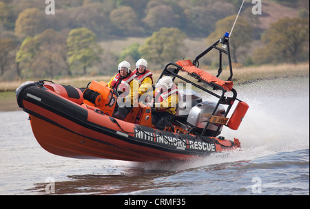 Nith Inshore Rescue unabhängige Rettungsboot-üben nur Glencaple in der Mündung des Flusses Nith nahe Dumfries, Scotland UK Stockfoto