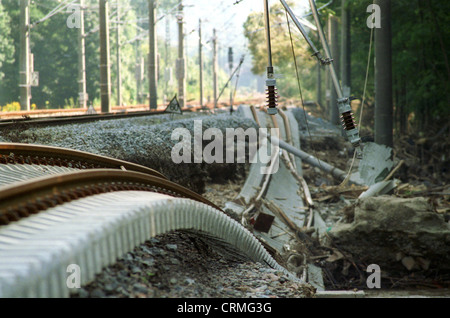 Wurde zerstört Bahnverbindung (Dresd.-Chemn.) Nach der Flut in Sachsen Stockfoto