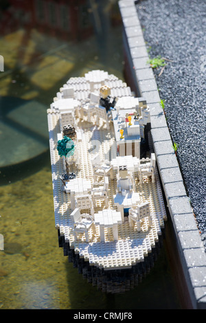 Detail der Lego Café auf einem schwimmenden Lastkahn, Miniland, Legoland, Billund, Dänemark Stockfoto