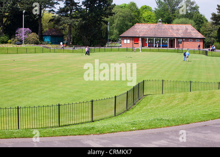 Krone grün Bowling Green im West Park, Macclesfield, Cheshire, UK. Stockfoto