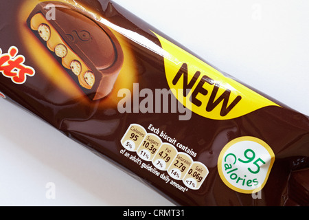 neue Nestle Rolo Kekse - Details zu Paket 95 Kalorien und Leitlinie tägliche Menge Informationen Stockfoto
