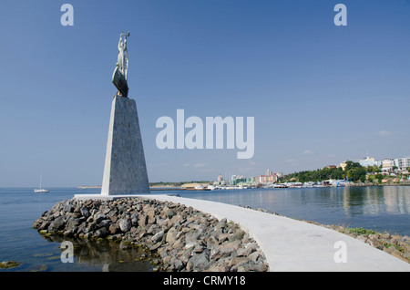 Bulgarien, Nessebar (aka Nessebar oder Nessebar). Schwarzes Meer Küste Statue. UNESCO-Weltkulturerbe-Stadt. Stockfoto