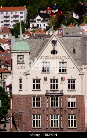 Norwegen, Bergen. Alte Hansestadt historische Innenstadt von Bryggen, UNESCO-Weltkulturerbe. Holzhäuser am Hafen. Stockfoto