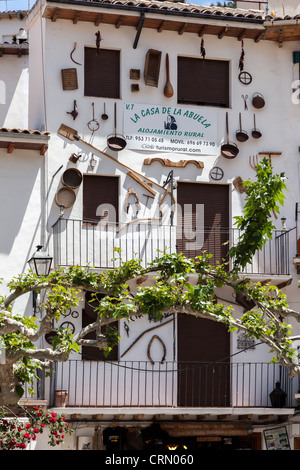 Dekorierte Gebäude von Cazorla, Jaén, Andalusien, Spanien. Stockfoto