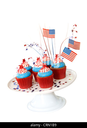 Cupcakes mit amerikanisches patriotisches Thema für 4. Juli Feier und andere Veranstaltungen in Amerika. Stockfoto