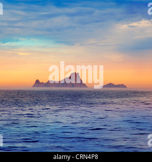 Ibiza sunset Es Vedra in Balearen Ansicht vom Mittelmeer Stockfoto