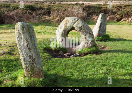 Den alten Steinen des 'Men eine Tol' im Moor in der Nähe von Madron in Cornwall, Großbritannien Stockfoto