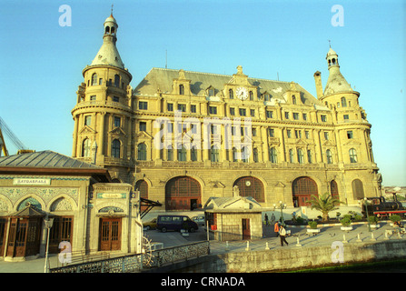 Haydarpasa Bahnhof in Istanbul Stockfoto