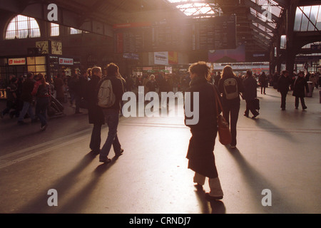 Innenansicht vom Hauptbahnhof Zürich Stockfoto