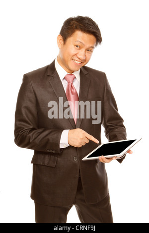 Mann in Business-Kleidung mit einem Tabletcomputer (isoliert auf weiss) Stockfoto