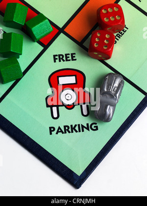 Ein Monopoly-Spielbrett zeigt kostenlose Parkplätze Stockfoto