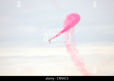 Red Arrows Rauchen Trail am Maritime Festival Whitehaven, Cumbria, England, UK Stockfoto