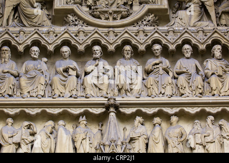 Westminster Abbey-Skulpturen. London. England Stockfoto