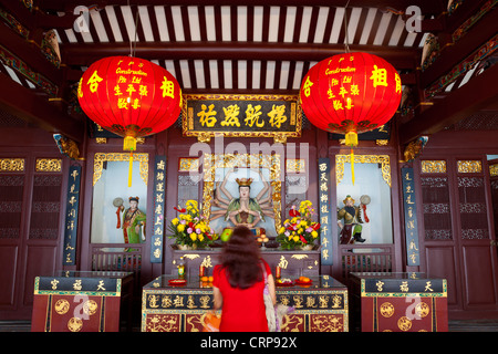 Innere des Thian Hock Keng Chinesisch Hokkien Tempel in der Telok Ayer Street in Singapur Stockfoto