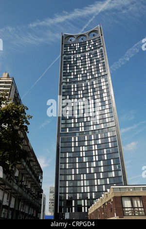 Strata SE1, einem 148 m hohen Wolkenkratzer, eines der höchsten Wohngebäude in London. Stockfoto