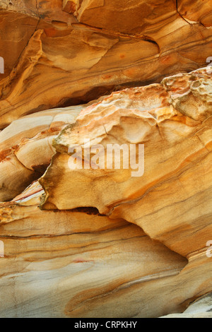 Verwitterter Sandstein bei Thompsons Bay, Ballito, Kwazulu Natal, Südafrika Stockfoto