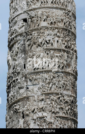 Europa Italien Latium Latium Rom Piazza Colonna Low Relief an der Säule errichtet zu Ehren des Marcus Aurelius Stockfoto