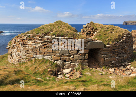 Ruinen der alten Broch von Borwick befestigten Stein Rundturm auf Festland Westküste Yesnaby Orkneyinseln Schottland, Vereinigtes Königreich Stockfoto