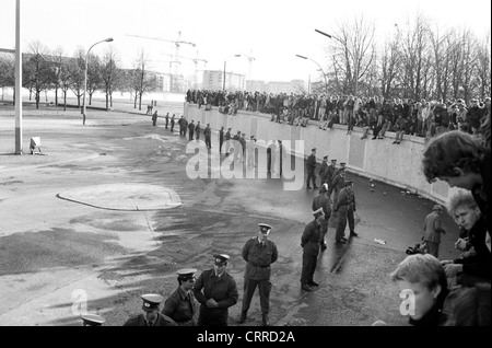 Fall der Mauer im Jahr 1989, das Brandenburger Tor Stockfoto