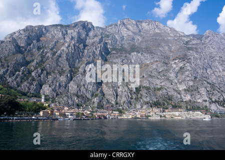 Stadtbild anzuzeigen, Limone Sul Garda, Gardasee, Provinz Brescia, Lombardei, Italien, Europa Stockfoto