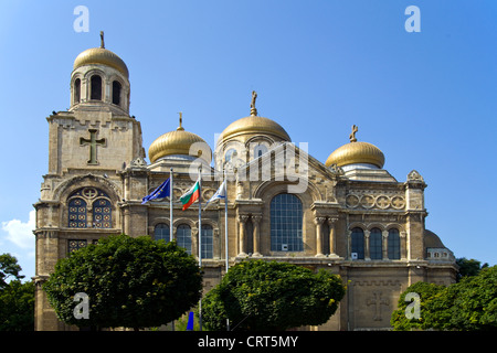 Kathedrale des Dormition des Theotokos (Tod und Auferstehung von Maria, Mutter Jesu) in Varna. Stockfoto