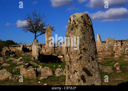 Europa Sardinien Provinz Oristano Azachena Nekropole archäologische Stätte Li Muri Stockfoto