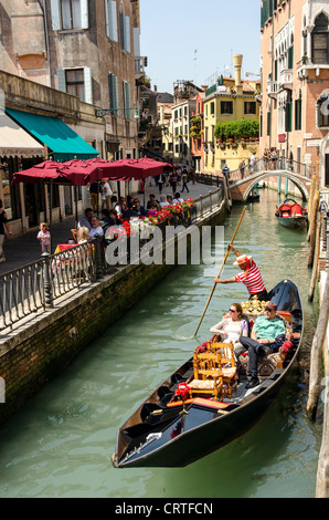 Gondolieri Venedig (Venezia) Veneto Italien Europa Stockfoto