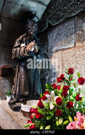 Statue von Santiago (St. James) Innenraum der Kathedrale (Catedral) Santiago De Compostela La Coruna Galizien Spanien Europa Stockfoto