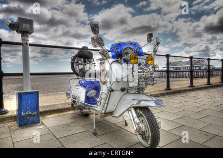 Mods & Scooter Kultur am Meer Lambretta, Vespa-Mod-Revival Stockfoto