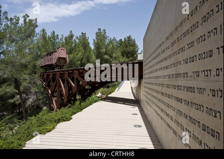 Yad Vashem (Hebräisch: יָד וַשֵׁם) ist Israels offizielle Gedenkstätte für die jüdischen Opfer des Holocaust. Jerusalem Stockfoto