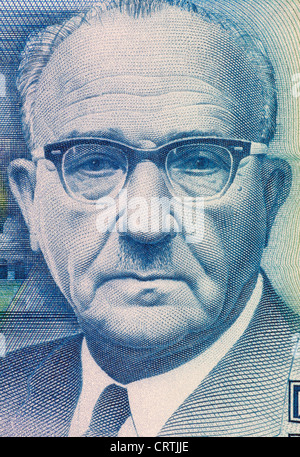 Levi Eshkol (1895-1969) auf 5 neue Sheqalim 1987-Banknote aus Israel. Dritte Premierminister von Israel während 1963-1969. Stockfoto