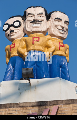 Manny, Moe und Jack, die Pep Boys bundesweit Auto Teile Kette, Baltimore, Maryland Stockfoto