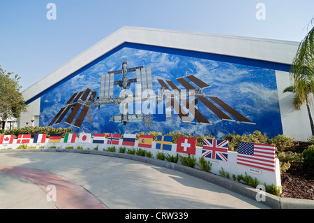 Kennedy Space Center Visitor Complex auf Merritt Island Florida Wandbild und Diagramm von der internationalen Raumstation ISS. Stockfoto