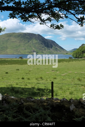 Crummock Wasser in Cumbria, fotografiert vom südlichen Ende Stockfoto