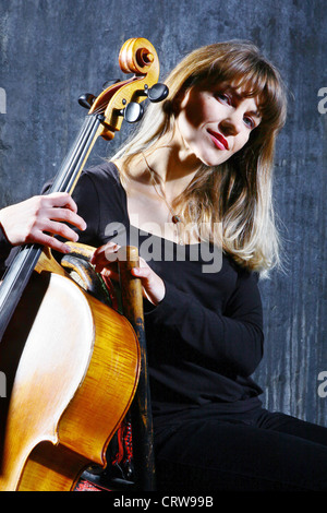 Schöne Violoncello Musiker Stockfoto