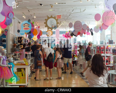 Spielzeugladen FAO Schwarz in Manhattan New York Stockfoto