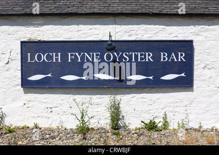 Anmeldung für das berühmte Loch Fyne Oyster Bar, Argyll, Schottland Stockfoto