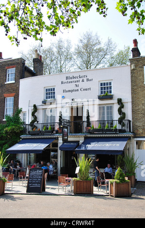 Bluebeckers Restaurant Palace Gate, Hampton Court, Borough of Richmond upon Thames, Greater London, Englaand, Vereinigtes Königreich Stockfoto