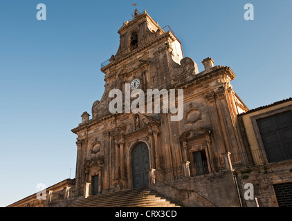 Die sizilianische Barockkirche St. Sebastian (San Sebastiano) in Palazzolo Acreide, Südsizilien, wurde 1703 nach dem Erdbeben von 1693 wieder aufgebaut Stockfoto