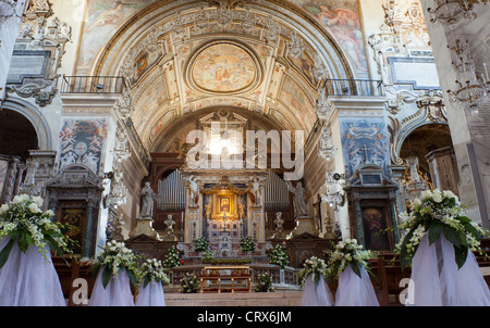 Innenraum der Basilika St. Maria von den Altar des Himmels, Rom, Italien. Stockfoto