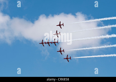 Red Arrows Kunstflug zeigen auf dem Goodwood Festival of Speed 2012 Stockfoto