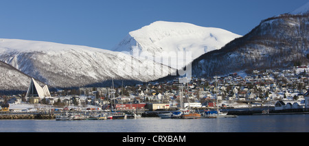 Die Eismeerkathedrale, lutherische Christen bekannt als Tromsdalen Kirche, erbaut 1965 Architekt Jan Inge Hovig in Tromsø, Norwegen Stockfoto