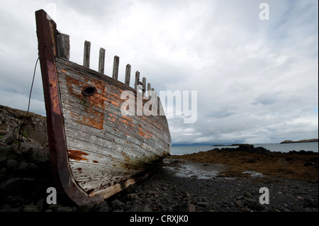 Schiffswrack bleibt bei Stykkisholmur, Snaefellsnes Halbinsel, Breidafjördur, West Island, Island, Polarregionen Stockfoto
