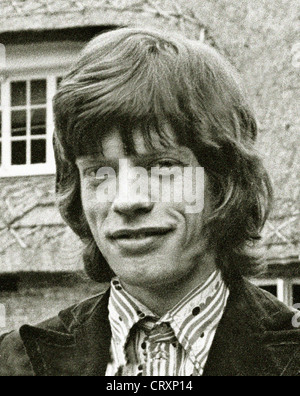 Mick Jagger exklusive Bild aus 1967 von David Cole in den Gärten am Redlands. Aus den Archiven von Presse Portrait Service (ehemals Presse Portrait Bureau) Stockfoto