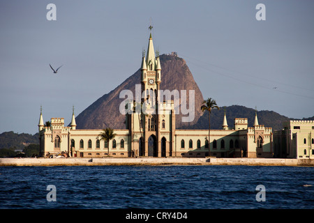 Ilha Fiscal Insel nur wenige Guanabara-Bucht, in der Nähe von Sugar Loaf, Rio De Janeiro, Brasilien. Stockfoto