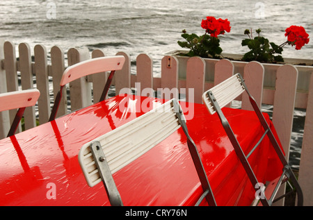 Berlin Tourist Café bei schlechtem Wetter Stockfoto