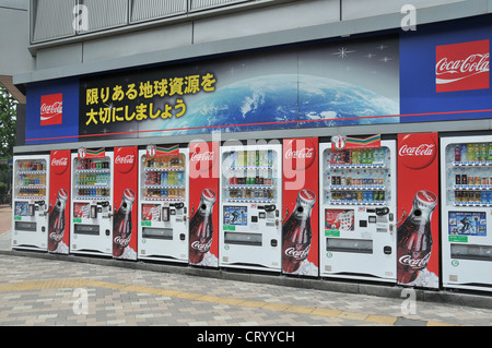 Coca Cola Produkte Automaten in Straße Shinjuku-Tokio-Japan-Asien Stockfoto